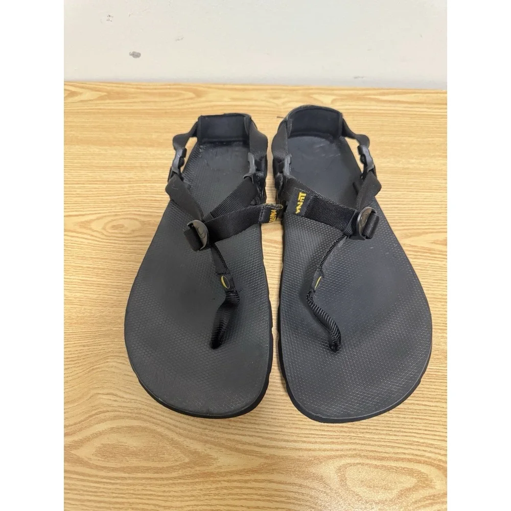 Luna Vibram Barefoot Thong Oso Flaco Winged Sandals Men 8.5/ Women 10.5 Black